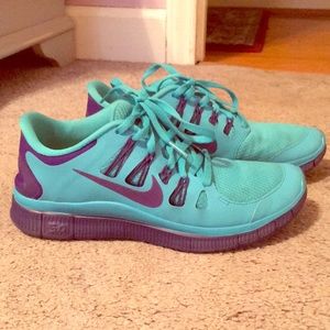 Nike Free Run Sneakers